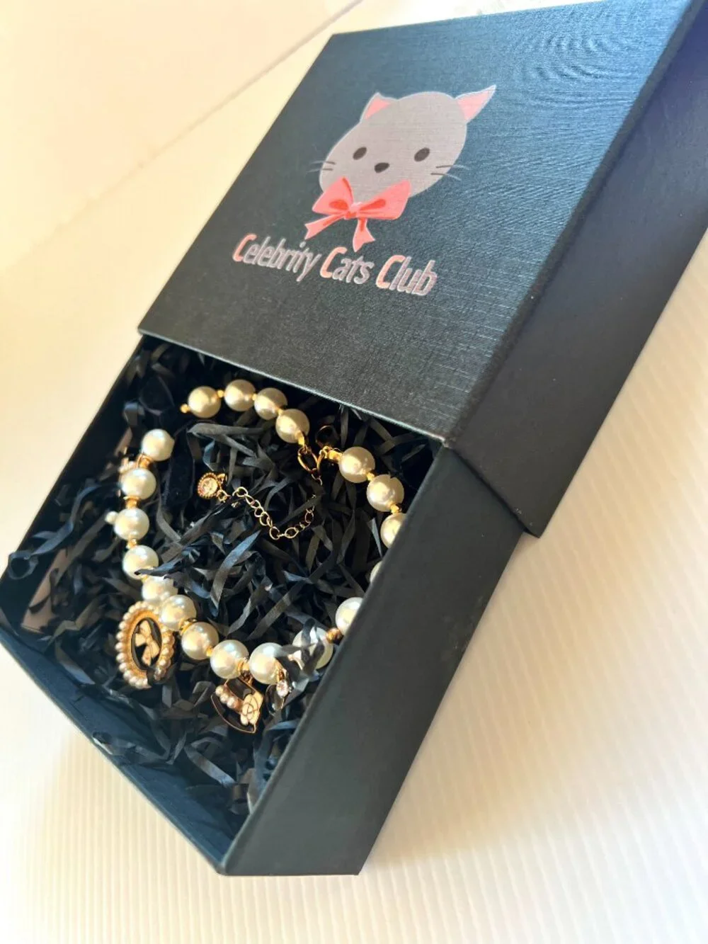 CELEBRITY CAT CLUB elegance inspired